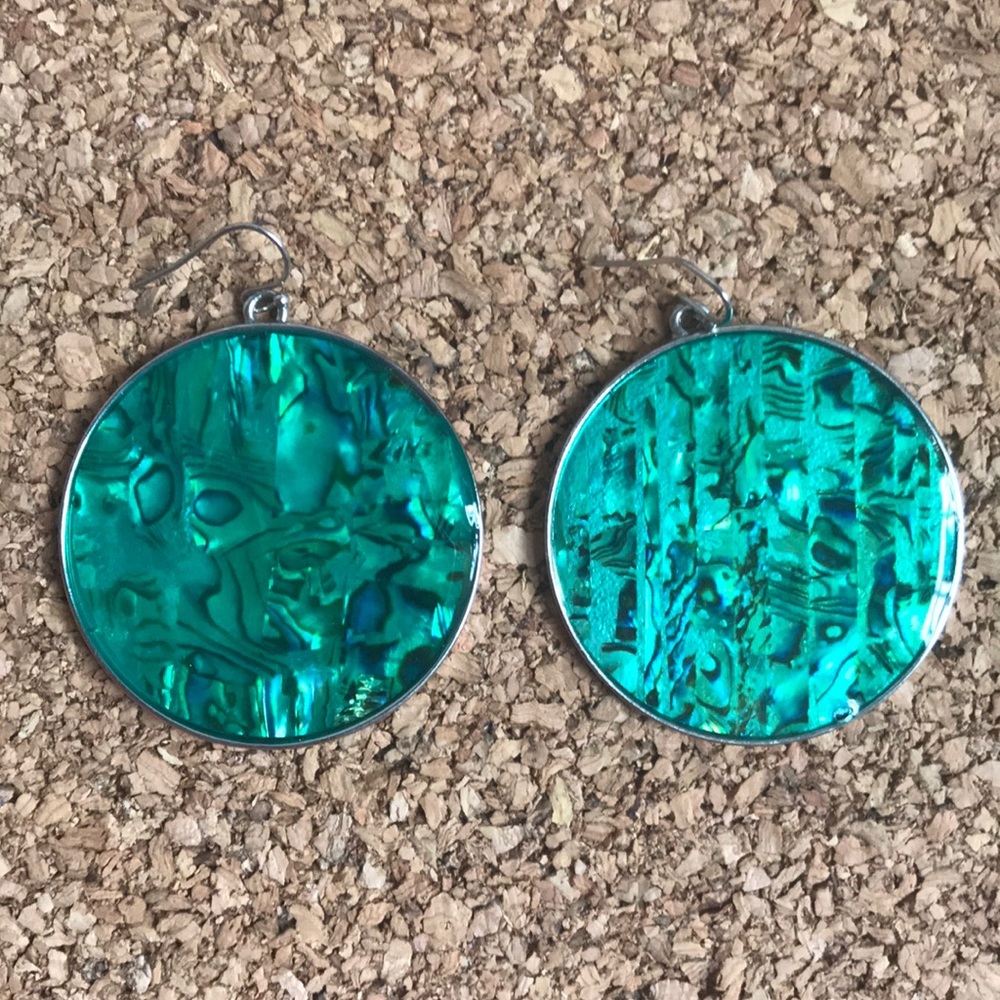 Round earrings - Picture 3 of 3